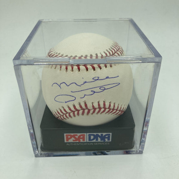 Mike Ditka Signed MLB PSA DNA Graded 9.5 Mint+ NFL Chicago Bears