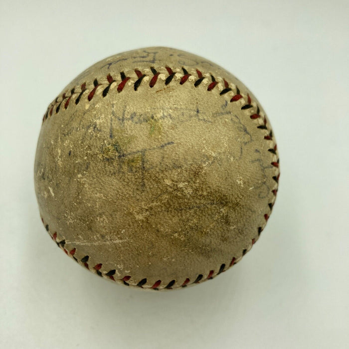 1929 Chicago Cubs NL Champs Team Signed Baseball Rogers Hornsby Beckett COA