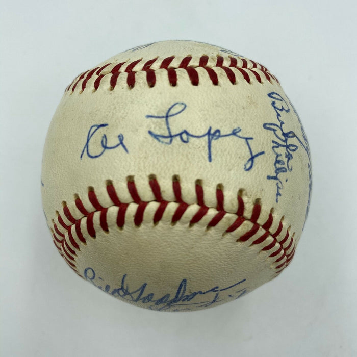 Beautiful 1959 Chicago White Sox AL Champs Team Signed Baseball JSA COA