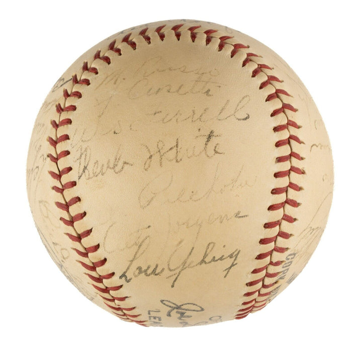 1939 New York Yankees World Series Champs Team Signed Baseball PSA DNA COA