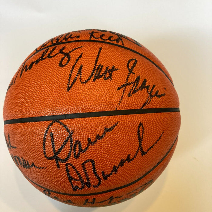 1972-73 New York Knicks NBA Champs Team Signed NBA Game Basketball UDA COA
