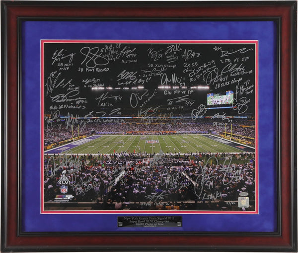 2011 New York Giants Super Bowl XLVI Team-Signed 16x20 Photo Steiner COA
