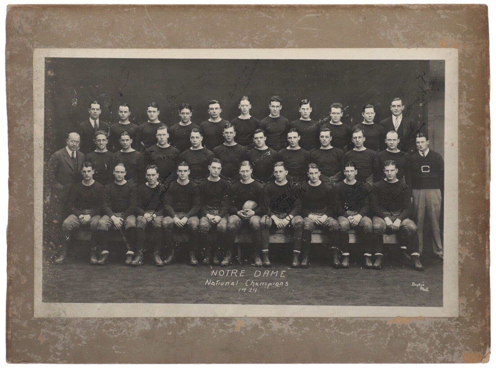 1924 Notre Dame Fighting Irish Champions Team Signed Photo Four Horsemen PSA DNA