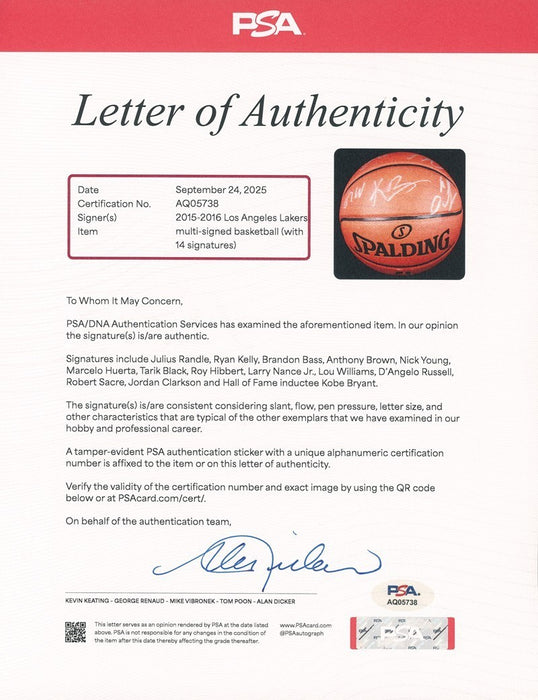 Kobe Bryant Final Season 2015-16 Los Angeles Lakers Team Signed Basketball PSA