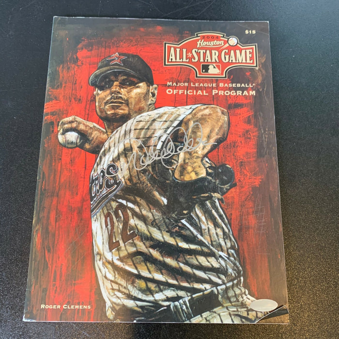 Beautiful Derek Jeter Signed 2004 Official All Star Game Program Steiner COA