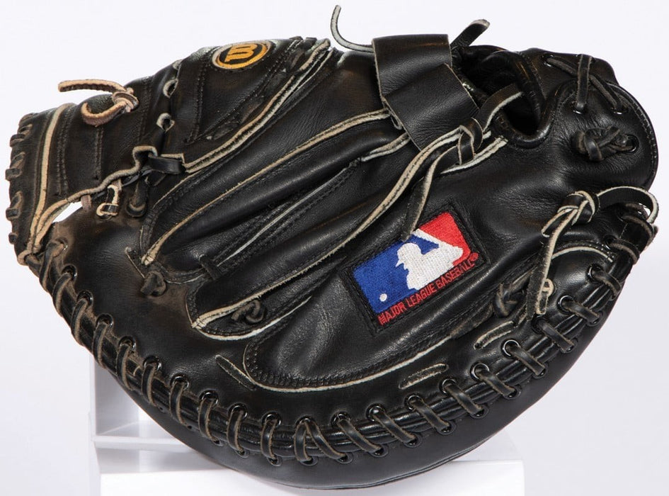 Mike Piazza 1993 Game Used Catcher's Mitt Glove MEARS COA & LOP