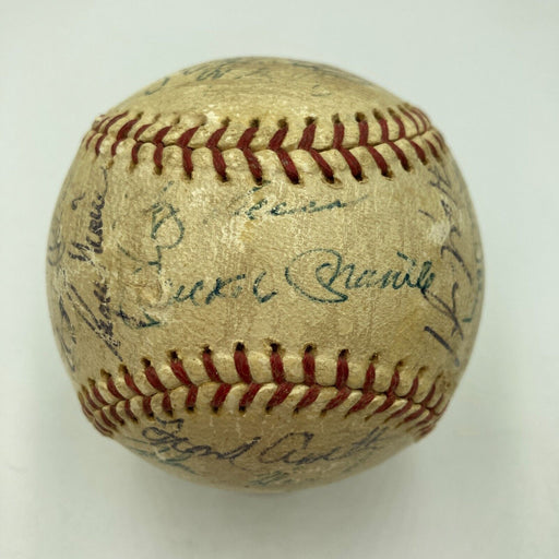 1961 New York Yankees W.S. Champs Team Signed Baseball Mickey Mantle Maris JSA