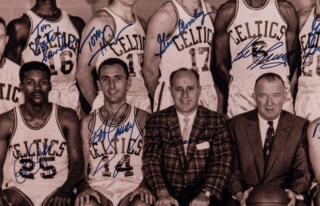 1960-61 Boston Celtics NBA Champs Team Signed 18x24 Photo Bill Russell Beckett