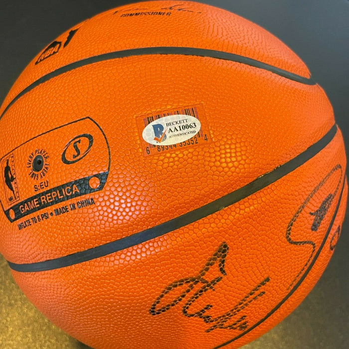 2016-17 Golden State Warriors NBA Champs Team Signed Game Basketball Beckett COA