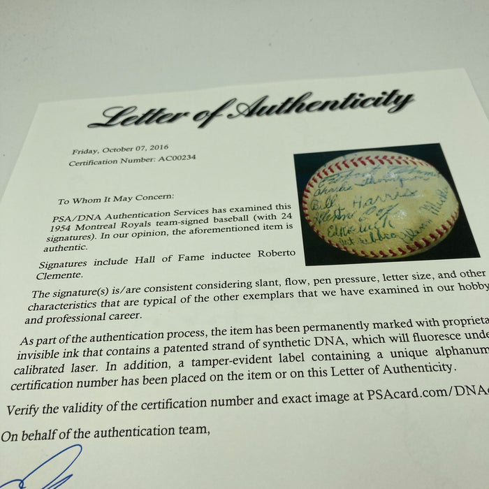 Roberto Clemente Pre Rookie 1954 Montreal Royals Minor League Signed Baseball