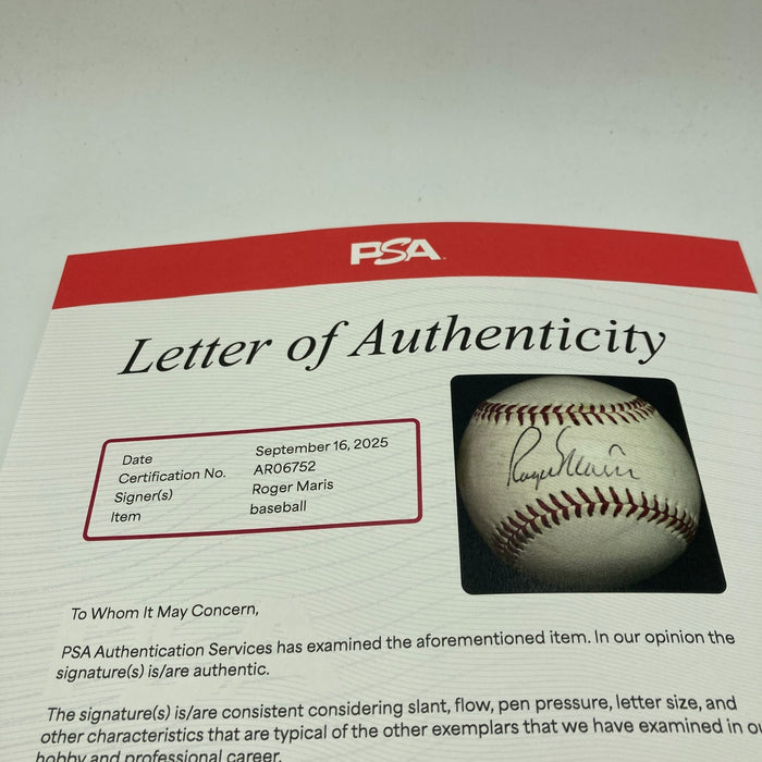 Beautiful Roger Maris Single Signed Baseball PSA DNA COA