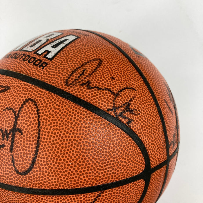 Shaquille O'Neal Rookie 1992-93 Orlando Magic Team Signed Basketball JSA COA