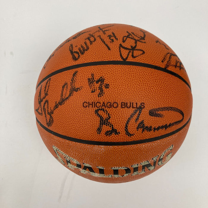 1997-98 Chicago Bulls NBA Champs Team Signed Game Basketball The Last Dance JSA