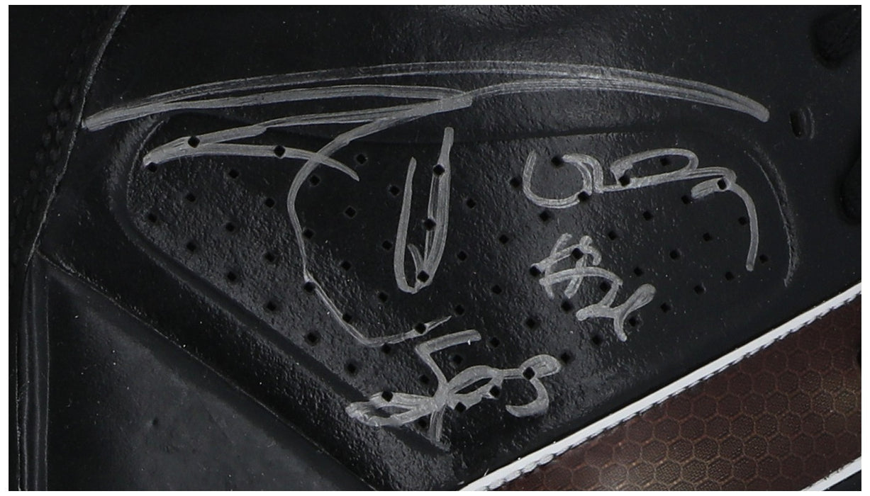 Tim Duncan Signed 2009 Game Used Adidas Sneakers Shoes MEARS & Beckett COA