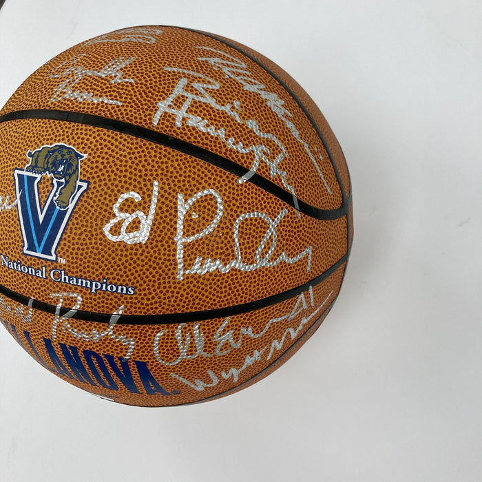 1984-1985 Villanova Wildcats NCAA National Champs Team Signed Basketball JSA COA