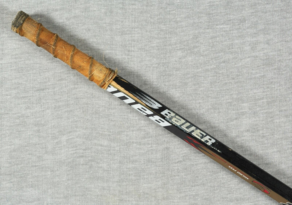 1998-99 Chicago Blackhawks Team Signed Krivokrasov Game Used Hockey Stick BAS