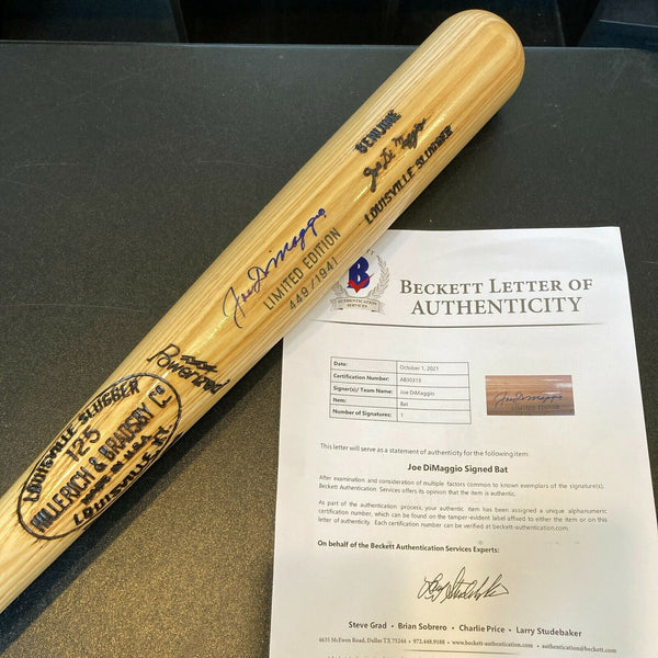 Beautiful Joe Dimaggio Signed Game Model Baseball Bat With Beckett COA