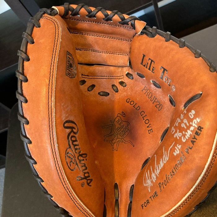 Jorge Posada "3 Peat 1998-2000 W.S. Champs" Signed Game Model Glove Steiner COA