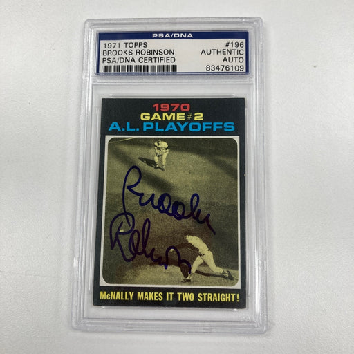 1971 Topps Brooks Robinson Signed Baseball Card Auto PSA DNA