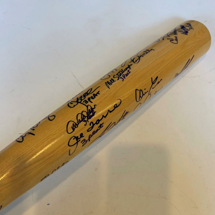 2000 Yankees Team Signed Bat Derek Jeter Mariano Rivera Inscribed "3 Peat" JSA