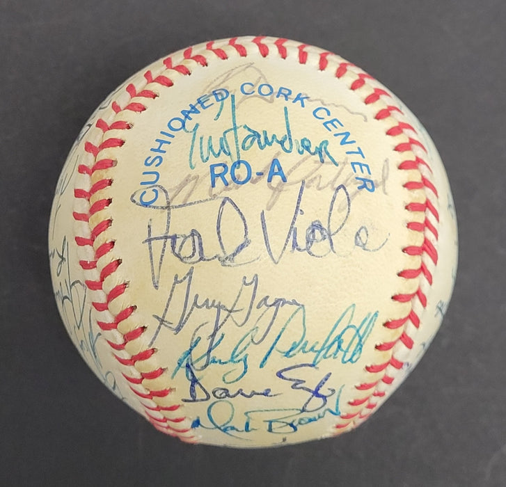 Kirby Puckett 1985 Minnesota Twins Team Signed Baseball JSA COA