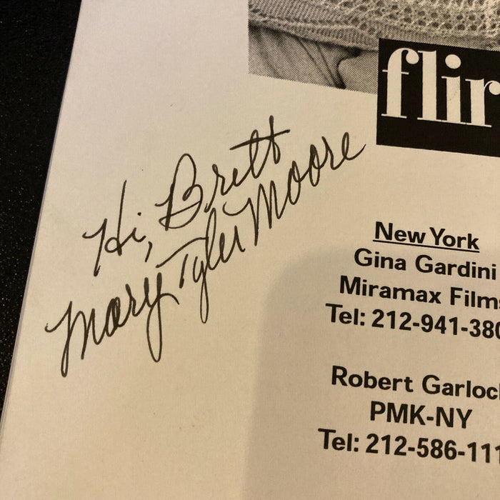 Mary Tyler Moore Signed Flirting With DIsaster Original Movie Script JSA COA