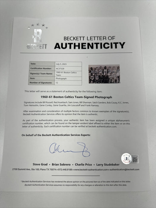 1960-61 Boston Celtics NBA Champs Team Signed 18x24 Photo Bill Russell Beckett