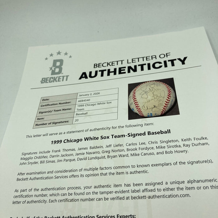 1999 Chicago White Sox Team Signed Baseball Frank Thomas Beckett COA