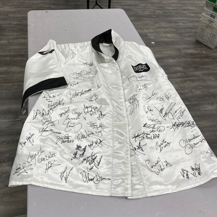 Boxing Hall Of Fame Legends Signed Everlast Boxing Robe 40+ Signatures JSA COA