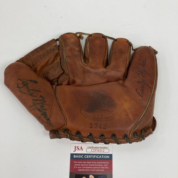 Early Wynn Signed Vintage 1940's Game Model Baseball Glove JSA COA