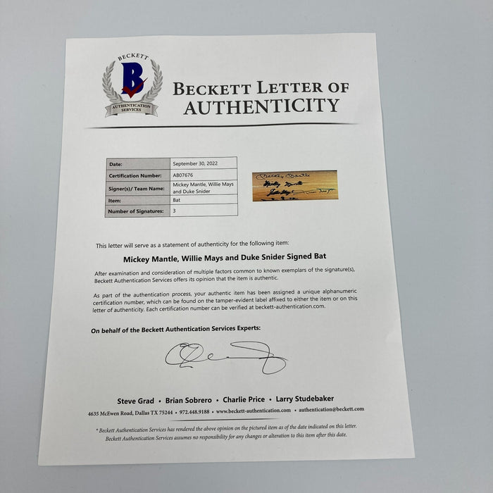 Mickey Mantle Willie Mays & Duke Snider Signed Baseball Bat With Beckett COA