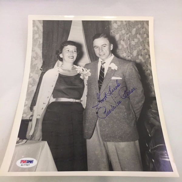 Beautiful 1940's Pee Wee Reese + Wife Signed Autographed 8x10 Photo PSA DNA COA
