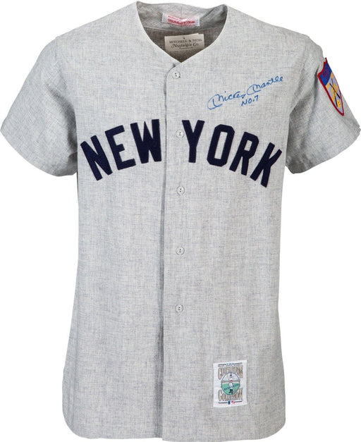 Stunning Mickey Mantle No. 7 Signed New York Yankees Jersey JSA Graded MINT 9