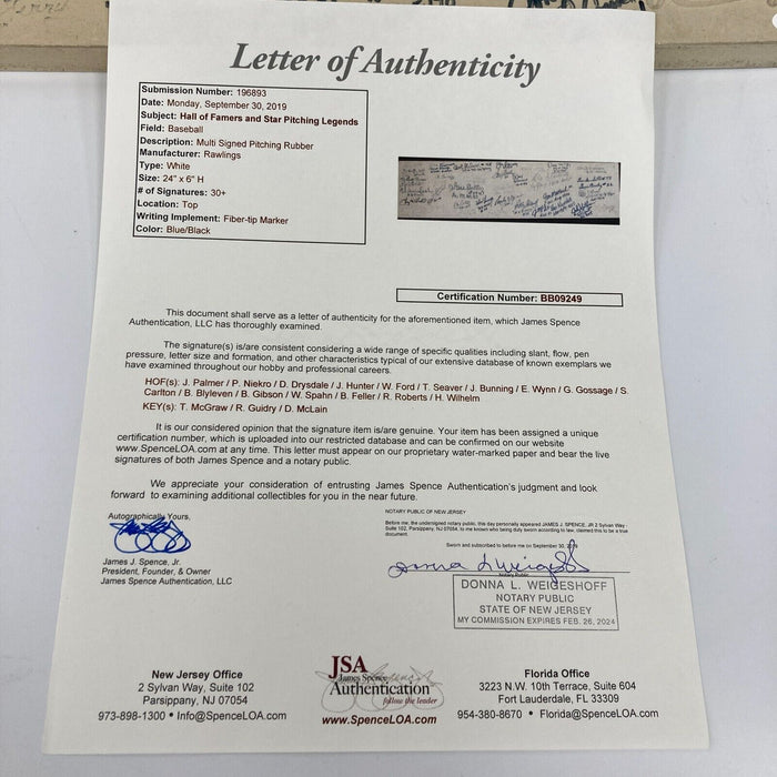 Hall Of Fame Pitching Legends Multi Signed Rubber 30+ Sigs Tom Seaver JSA COA