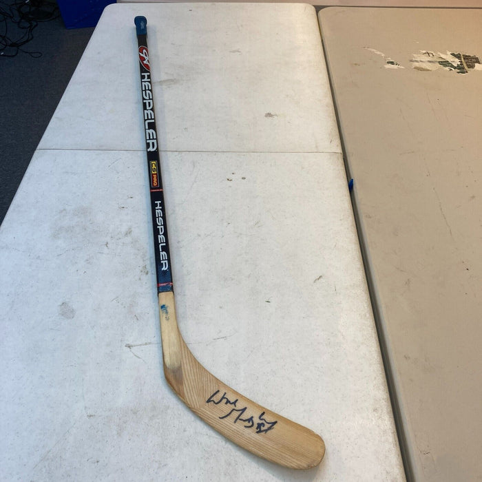 Wayne Gretzky Signed Game Issued Hockey Stick With JSA COA