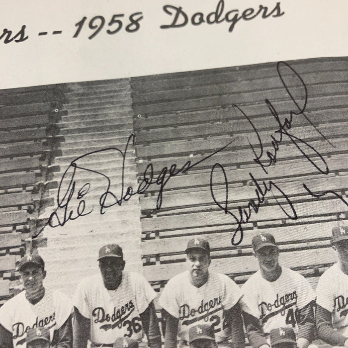 1959 Los Angeles Dodgers World Series Champs Team Signed Yearbook Koufax JSA