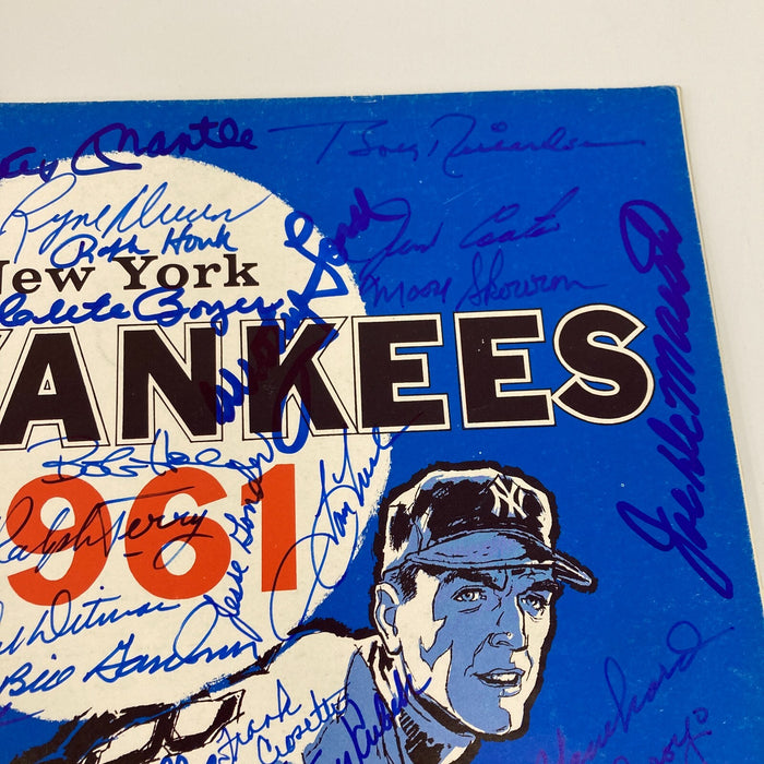 1961 World Champion New York Yankees Team Signed Yearbook w/ Mickey Mantle JSA