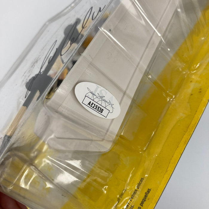 MARIO LEMIEUX Signed Autographed Starting Lineup SLU With JSA COA