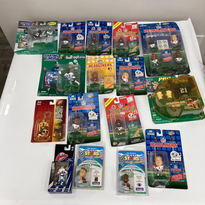 Lot Of 32 Dallas Cowboys Starting Lineup Figurines SLU Troy Aikman Emmitt Smith