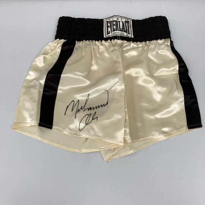 Beautiful Muhammad Ali Signed Everlast Trunks Shorts JSA COA