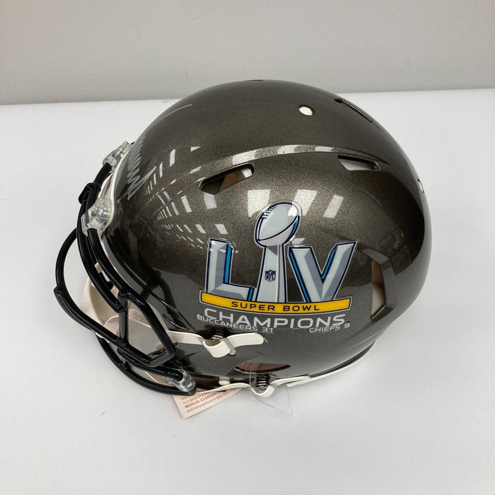 President Donald Trump Full Name Signed Buccaneers Super Bowl Helmet Beckett COA