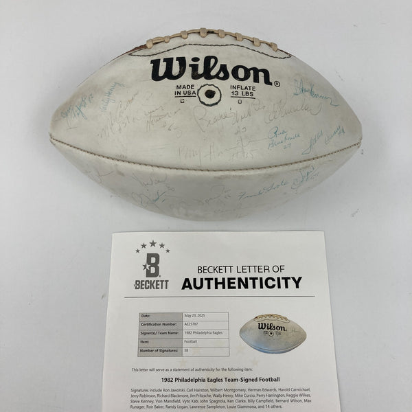 1982 Philadelphia Eagles Team Signed Wilson NFL Football Beckett COA