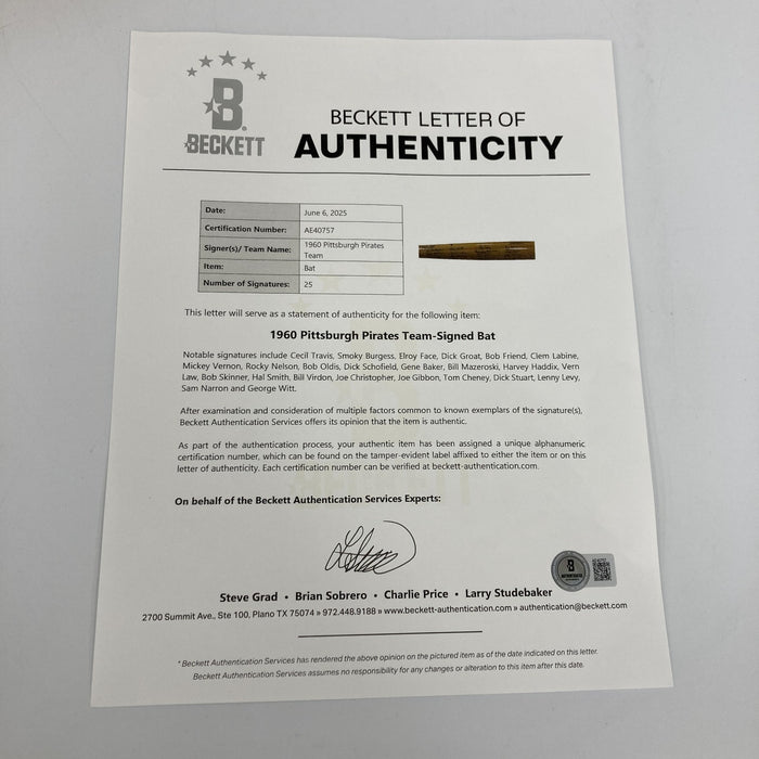 1960 Pittsburgh Pirates World Series Champs Team Signed Bat Beckett COA