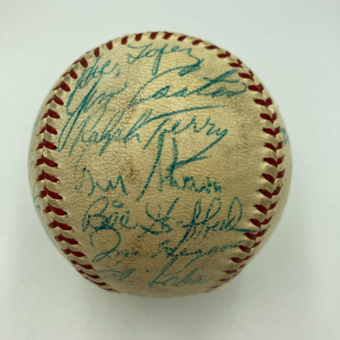 1960 New York Yankees Team Signed Baseball Mickey Mantle & Roger Maris JSA