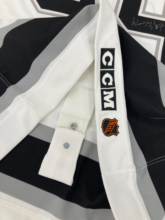Wayne Gretzky Los Angeles Kings Signed Autographed Jersey Beckett Certified