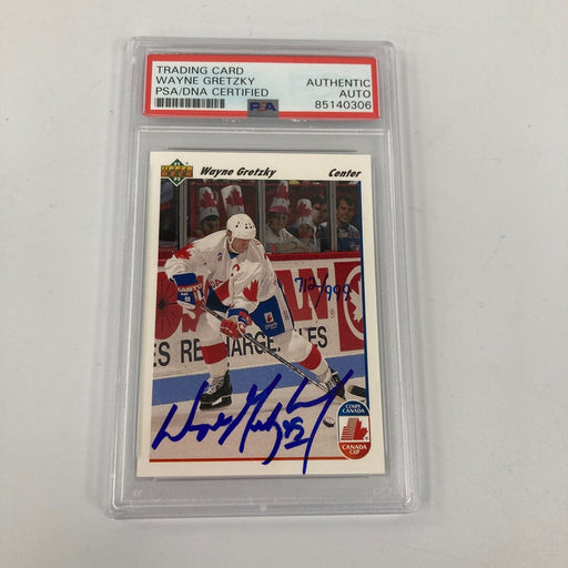 1991-92 Upper Deck Wayne Gretzky Signed Hockey Card PSA DNA Certified