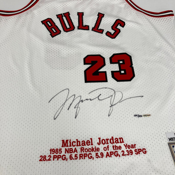 Michael Jordan Signed 1984-85 Rookie Chicago Bulls Jersey UDA Upper Deck COA