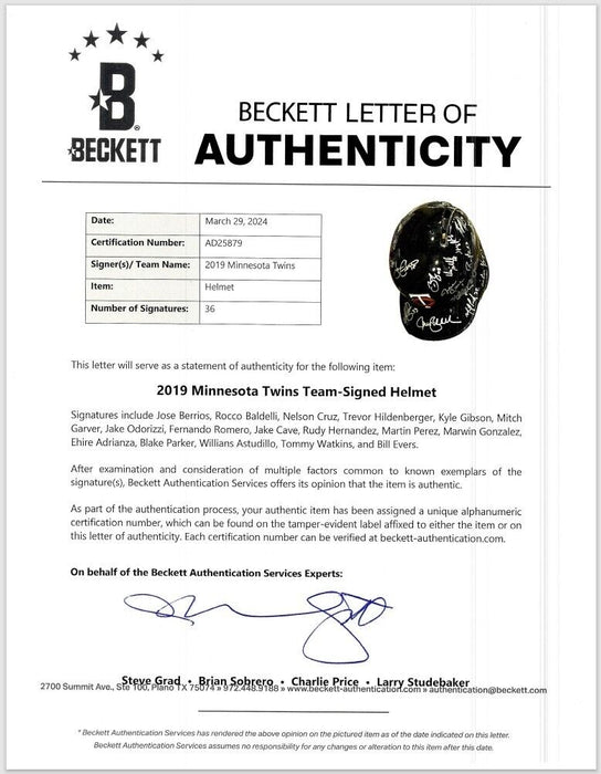 2019 Minnesota Twins Team Signed Game Model Helmet Beckett COA