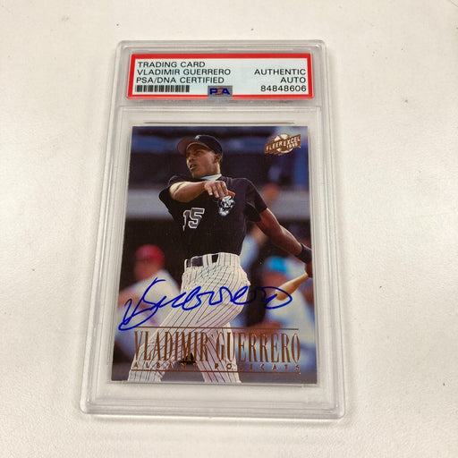 1996 Fleer Excel Vladimir Guerrero Signed Autographed RC Rookie Card PSA DNA