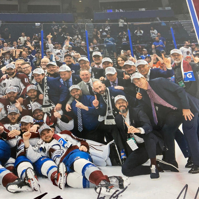 2022 Colorado Avalanche Stanley Cups Champs Team Signed 16x20 Photo Beckett COA